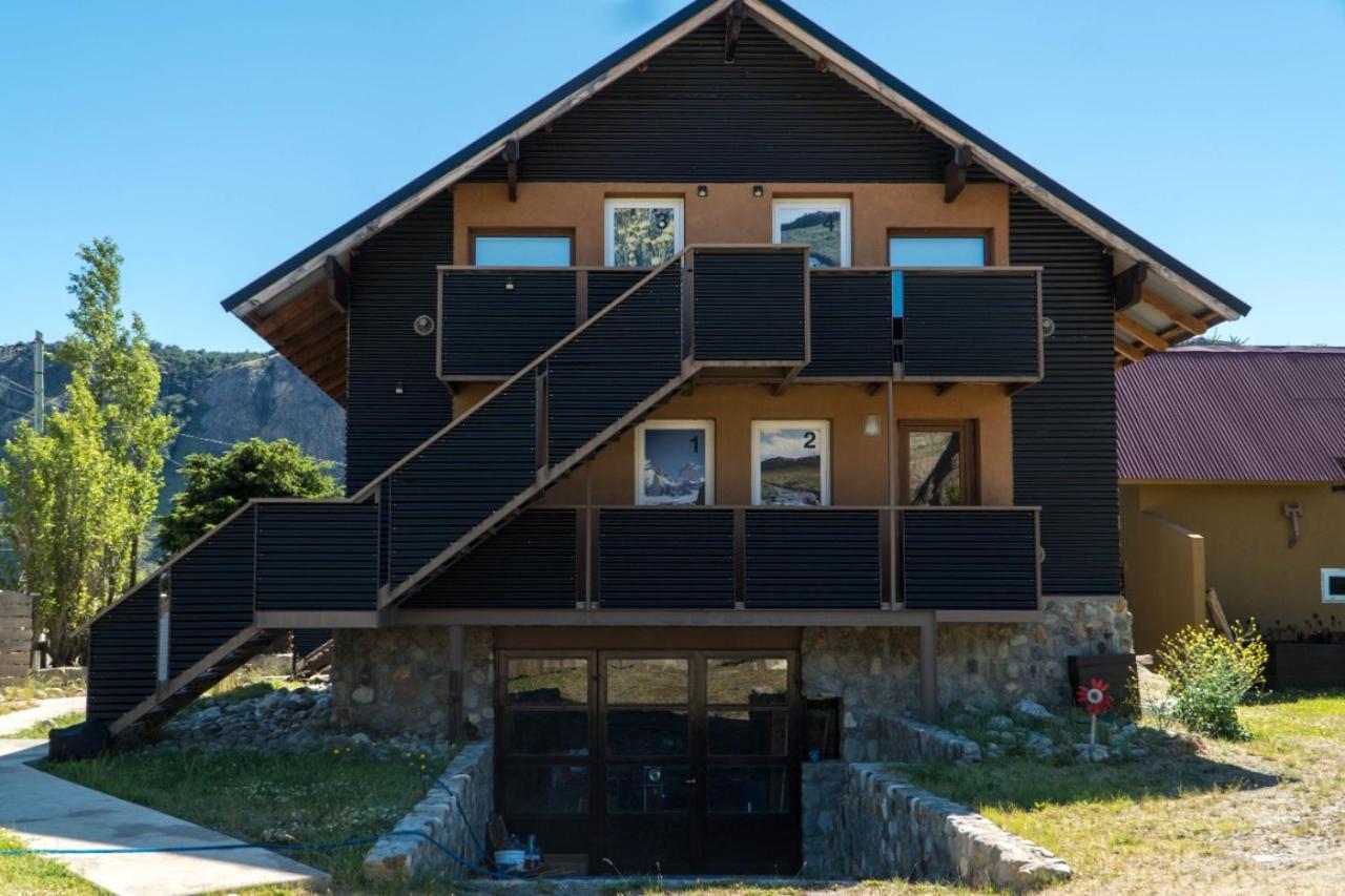 Campo Base Aparts El Chaltén Exterior foto